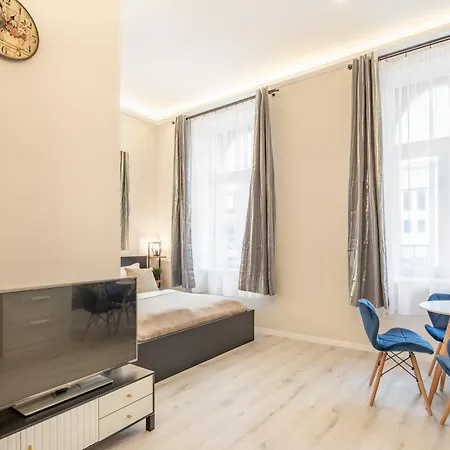 Beauty 50 * Budapest